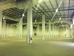 Moreton Logistics Centre (D5), Warehouse #613839261